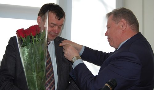 Anykščių krašto garbės ambasadoriaus vardas suteiktas Virginijui Stroliai
