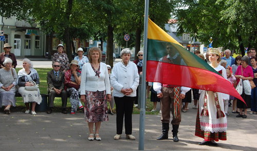 Prie paminklo Laisvei paminėta Gedulo ir vilties diena