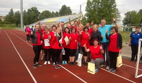 Anykščių socialinės globos namų kolektyvas buvo apdovanotas  „MES OLIMPIEČIAI“ nugalėtojų taure