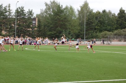 Kviečia sportuoti Jono Biliūno gimnazijos stadione 