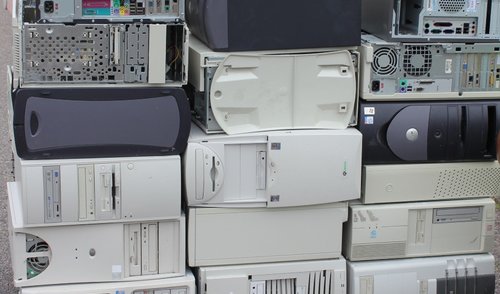Elektroninės įrangos, nešiojamųjų baterijų, akumuliatorių, eksploatuoti netinkamų transporto...