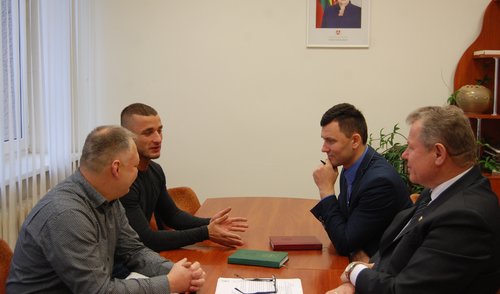 Svečiuose – sportinių šokių klubo „Rumba“ atstovai
