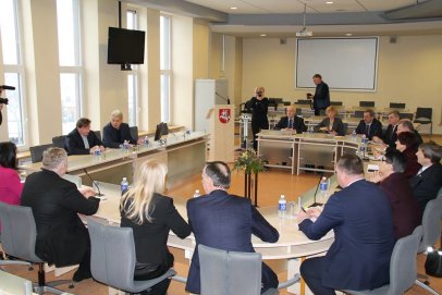 Bendro sprendimo dėl profesinio rengimo įstaigų tinklo optimizavimo beieškant