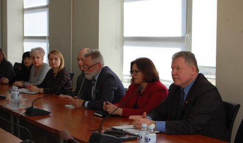 Anykščiuose viešėjo Seimo Socialinių reikalų ir darbo komiteto pirmininkas Algirdas Sysas