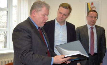 Gabrielius Landsbergis merą kvietė teikti siūlymus dėl teisės aktų keitimo