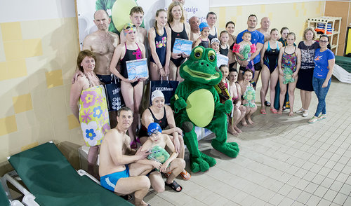 Šeimos estafečių plaukimo varžybose triumfavo „Rugilė“