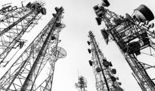 Radiotechniniai objektai elektromagnetinio lauko intensyvumo parametrų leidžiamosios vertės...