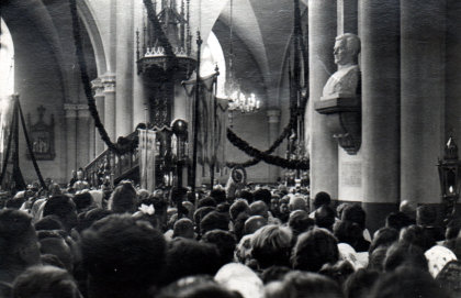 Marmurinio poeto 60-metis