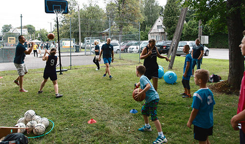 Mokslo ir žinių dienos šventė Anykščių miesto parke
