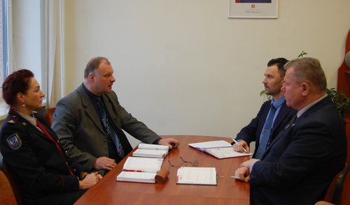 Tartasi dėl gaisringumo situacijos Anykščių rajone