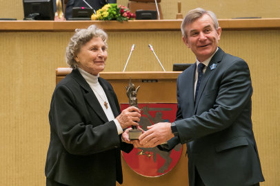 2017-ųjų Laisvės premija įteikta laisvės gynėjai, politinei kalinei Nijolei Sadūnaitei