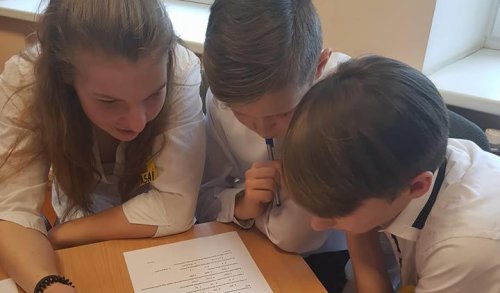 Vyko komandinės matematikos varžytuvės „Matematikos labirintai“