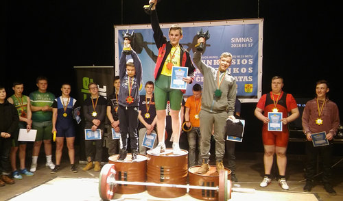 Jaunieji Anykščių sunkiaatlečiai varžybose Simne iškovojo medalius 