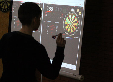 Moksleivių smiginio varžybose triumfavo A.Vienuolio ir J.Biliūno gimnazijų atstovai 