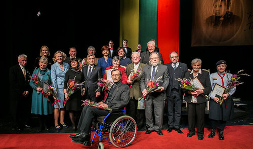 Seimo Pirmininkas įteikė Gabrielės Petkevičaitės-Bitės atminimo medalius „Tarnaukite Lietuvai“