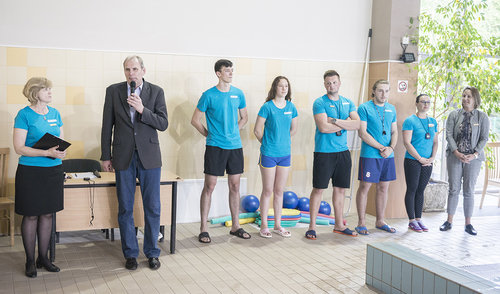 Baseine „Bangenis“ varžėsi plaukimo sporto šaką palaikančios šeimos