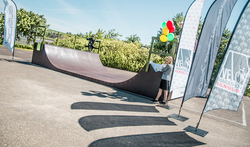 Anykščių rajono gyventojai kviečiami savo miestui laimėti riedlenčių rampą