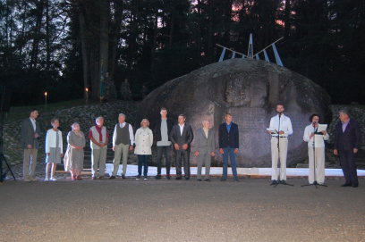 Neužmirštami, prisimenami, gerbiami