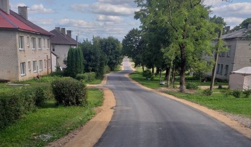 Anykščių rajono savivaldybės gatvių ir kelių remontai įgauna pagreitį