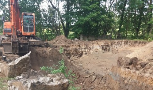 BUVUSIOS NAFTOS BAZĖS TERITORIJOS SUTVARKYMAS ANYKŠČIŲ RAJONO SAVIVALDYBĖJE, ČEKONIŲ KAIME