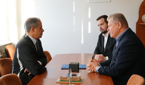 Anykščiuose lankėsi Izraelio ambasadorius Lietuvoje Amiras Maimonas