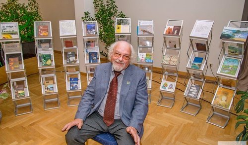 Rašytojui Rimantui Povilui Vanagui – rajono mero sveikinimas ir netikėtas siurprizas