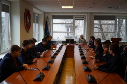 J. Biliūno gimnazijos mokiniai dalyvauja projekte „Pažink valstybę“