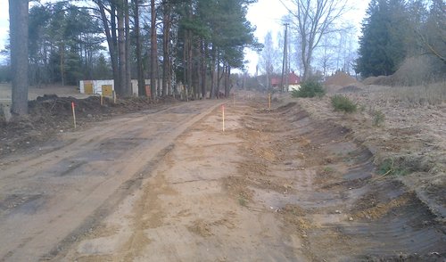 Pradėtas įgyvendinti projektas „Susisiekimo sąlygų gerinimas Debeikių, Andrioniškio, Skiemonių,...