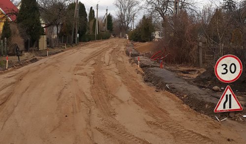 Pradėtas įgyvendinti projektas „Susisiekimo sąlygų gerinimas Troškūnų mieste ir Anykščių...