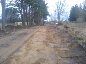 Pradėtas įgyvendinti projektas „Susisiekimo sąlygų gerinimas Debeikių, Andrioniškio, Skiemonių,...