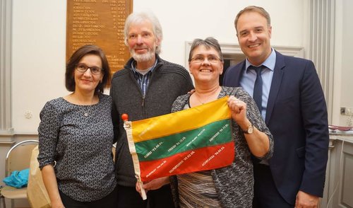 ANYKŠČIAI PRISTATYTI VOKIETIJOS LIETUVIŲ BENDRUOMENĖJE