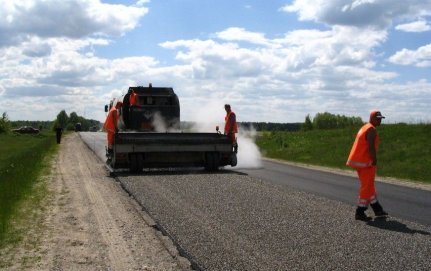 Savivaldybių žvyrkelių asfaltavimui papildomai skiriama 10 mln. eurų