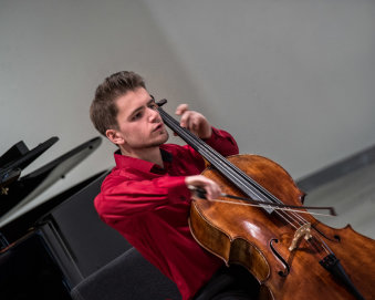 Violončelininko Augusto Gocento koncertas