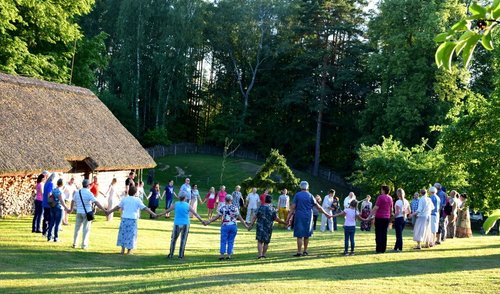 Joninės Jono Biliūno sodyboje-muziejuje