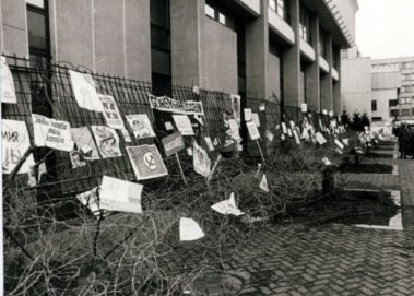 Alfredo Motiejūno istorinės nuotraukos „1991-ųjų sausis Vilniuje“ iš Muziejaus fondų