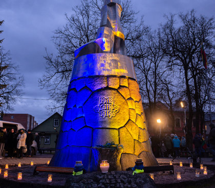 2022-02-25 Palaikymo ir solidarumo su Ukraina akcija Anykščiuose