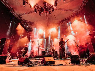 „Devilstone“ 2022 pristato visus festivalio atlikėjus: nuo tamsaus metalo iki naktinių šokių!