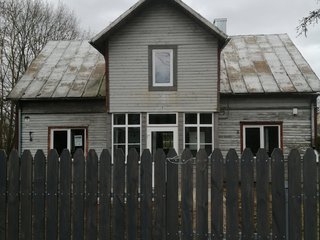 ĮGYVENDINTAS: „BENDRUOMENINIŲ VAIKŲ GLOBOS NAMŲ IR VAIKŲ DIENOS CENTRŲ TINKLO PLĖTRA ANYKŠČIŲ...