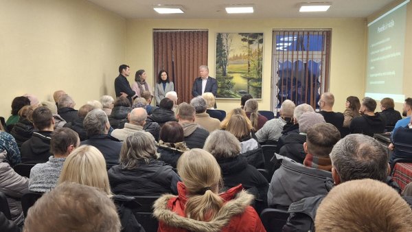 Savivaldybės atstovų susitikimas su Mačionių bendruomene