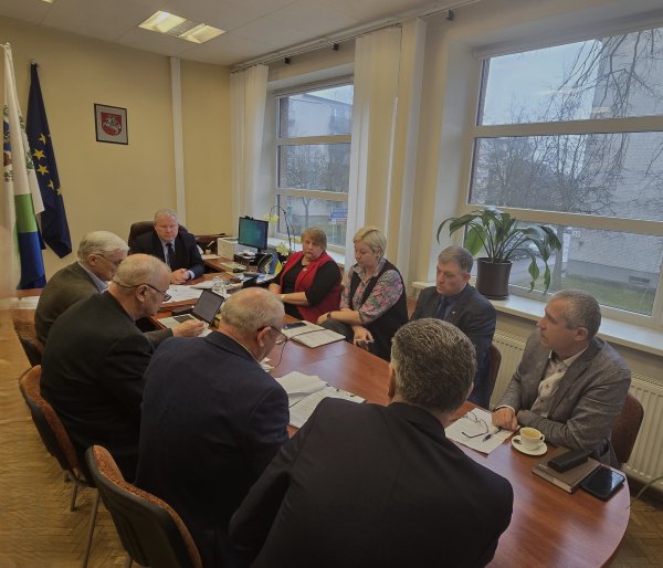 ANYKŠČIŲ RAJONO SAVIVALDYBĖJE APTARTI POKYČIAI DĖL NAUJO KELIŲ FONDO KŪRIMO