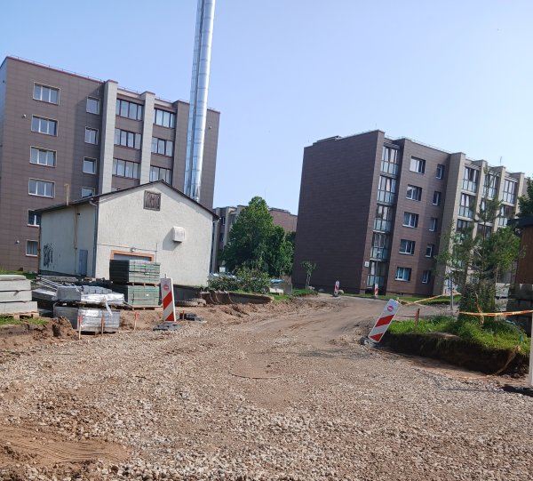 DĖMESIO STATYBININKŲ G. GYVENTOJAMS! Laikinai ribojamas įvažiavimas