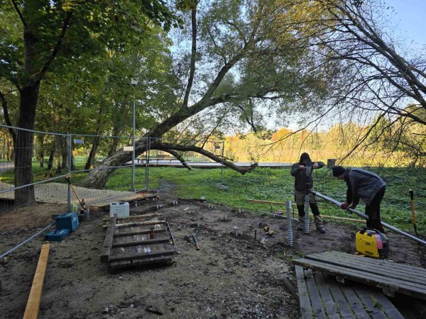Pradėti Šventosios upės kairiojo kranto pėsčiųjų tako remonto darbai
