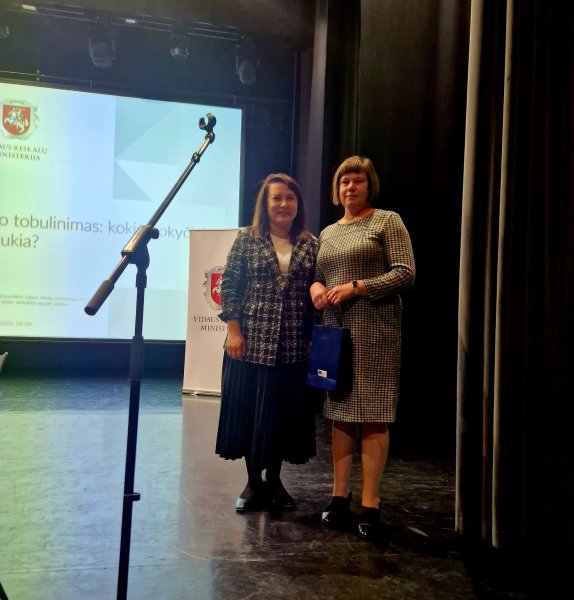 Anykščių rajono savivaldybės atstovė – tarp aktyviausių šalies bendruomenių lyderių