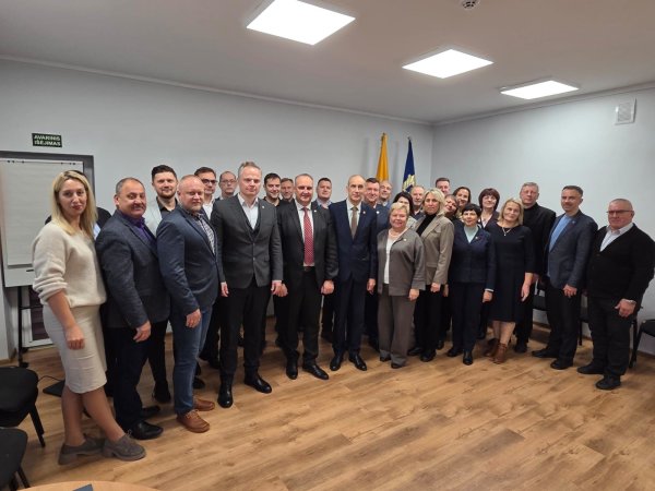 Kelių priežiūros klausimai aptarti su Lietuvos savivaldybių seniūnais