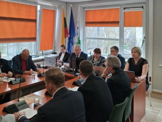 ĮVYKO 47-ASIS TARYBOS POSĖDIS