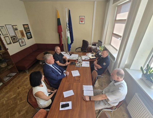 Aptarti Anykščių rajono ugniagesių pusmečio darbai ir bendradarbiavimo planai